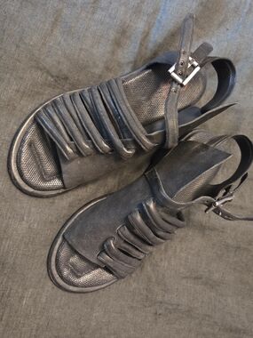 AS98 Black Sandals
